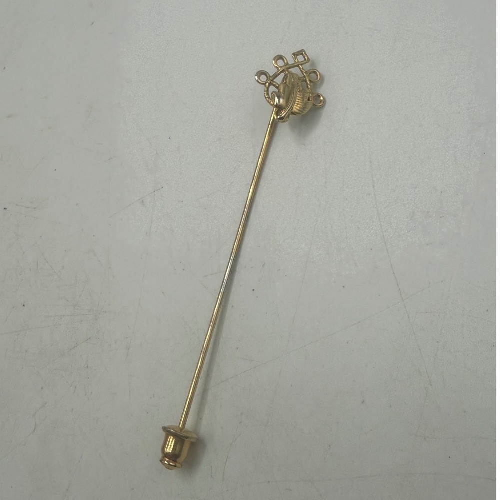 Vintage Gold Tone Ornate Openwork Stick Pin with Clutch Back Lapel Accessory